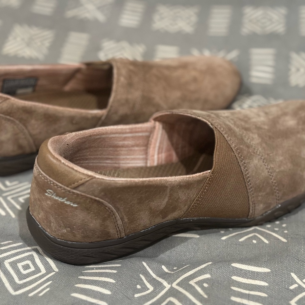 Skechers Men's Tan Suede Slip-Ons